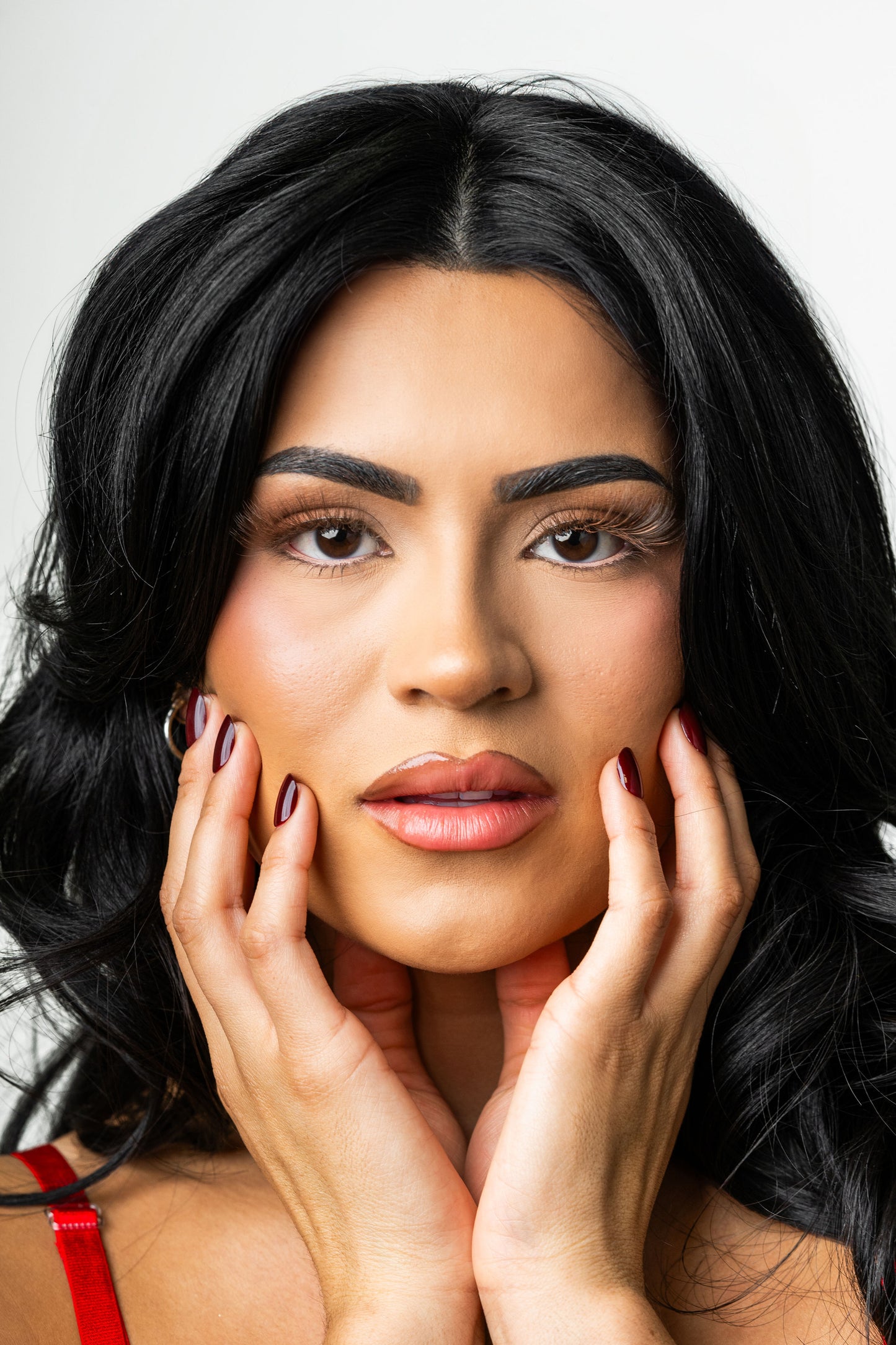 BAHIRA Color Craze “Cinnamon” Vegan Friendly Light Ash Nude Lash, Natural Enhancement with a Polished Look, Lightweight and Comfortable, Designed for an All-Day Reusable Wear