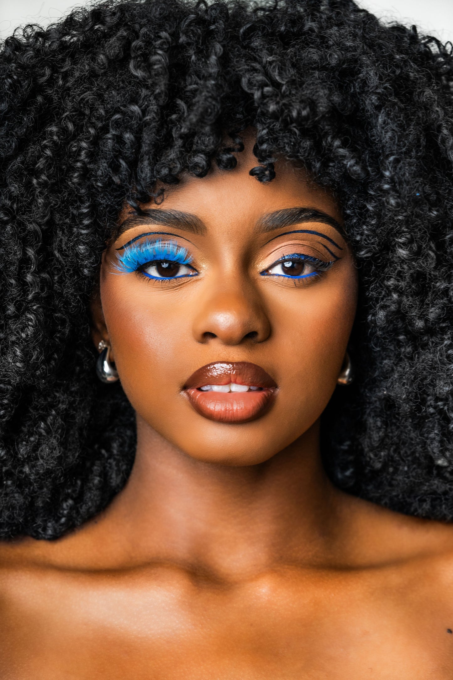 BAHIRA Color Craze “Icebox” Vegan Friendly All-Blue Glow Lash, Vivid Color with a Radiant Glow Effect, Lightweight and Comfortable, Designed for an All-Day Reusable Wear