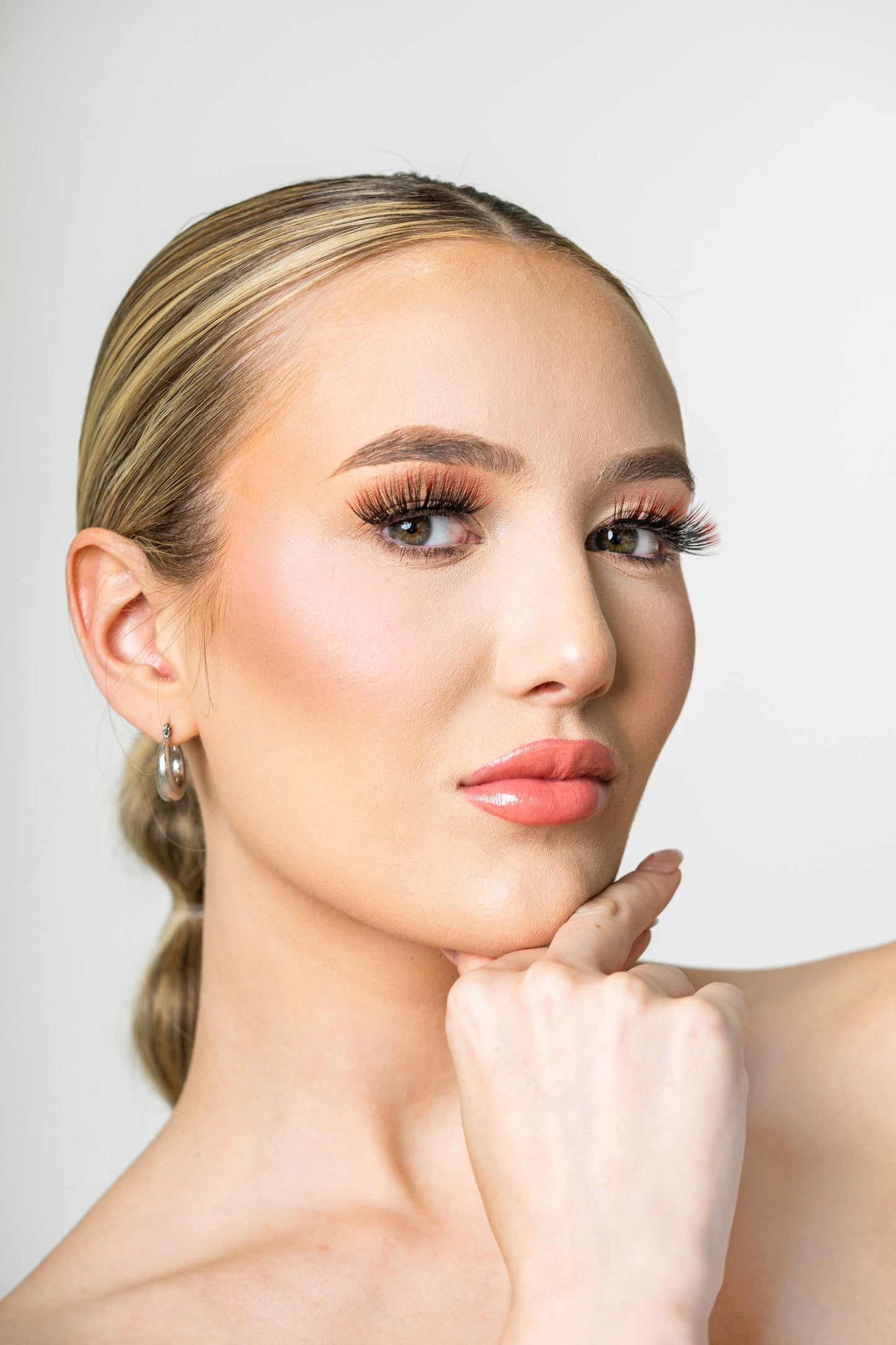 BAHIRA Color Craze “Fuego” Vegan Friendly Red Sombré Lash, Bold Color with a Soft Ombre Transition, Lightweight and Comfortable, Designed for an All-Day Reusable Wear
